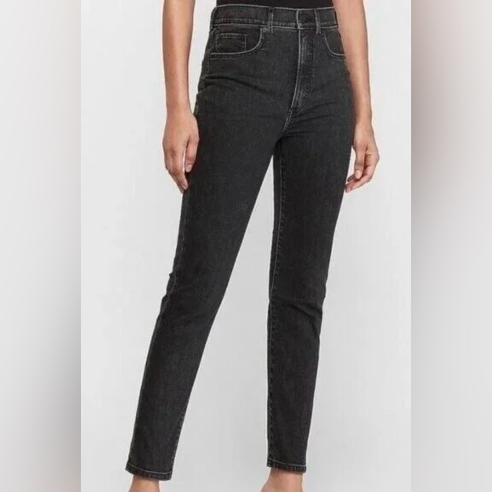 Express Slim Ankle Super High Rise Jeans Size 8R
Original Black Wash - Picture 2 of 10